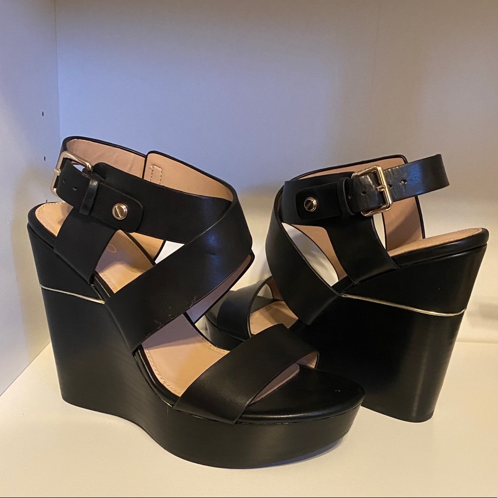 Brand new Aldo Wedges